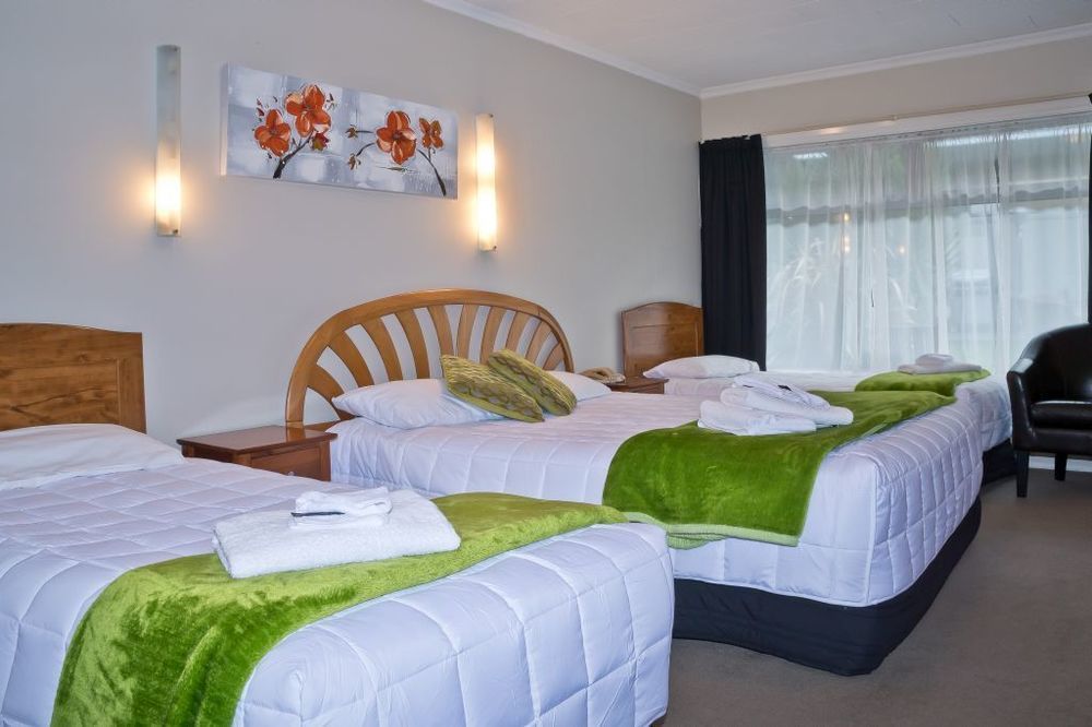 Picton Accommodation Gateway Motel Buitenkant foto